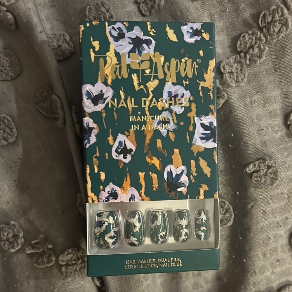 Brand New Red Aspen Nail Dashes